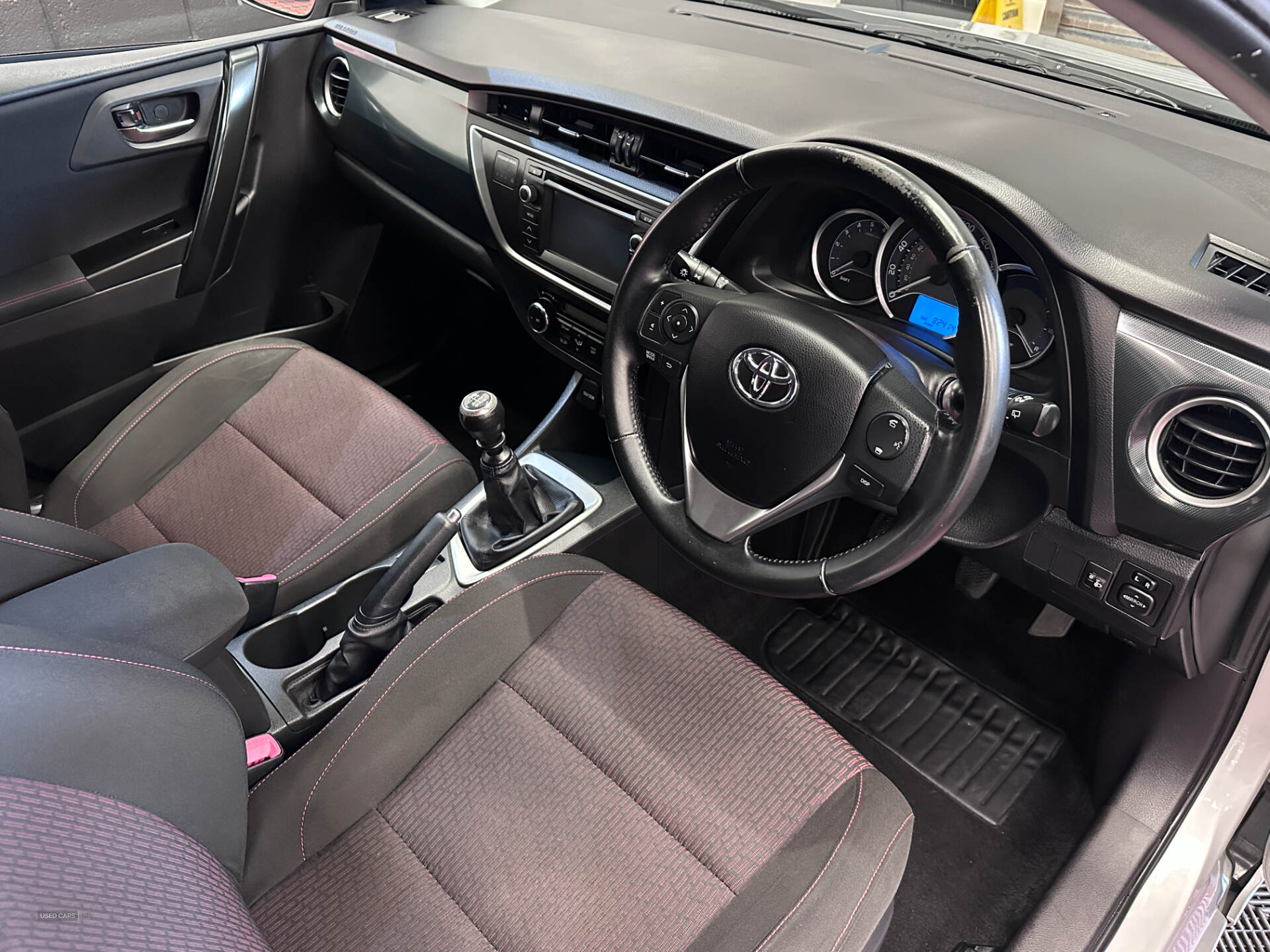 Mar 2014 Toyota Auris 1.4 D-4D Sport 5dr