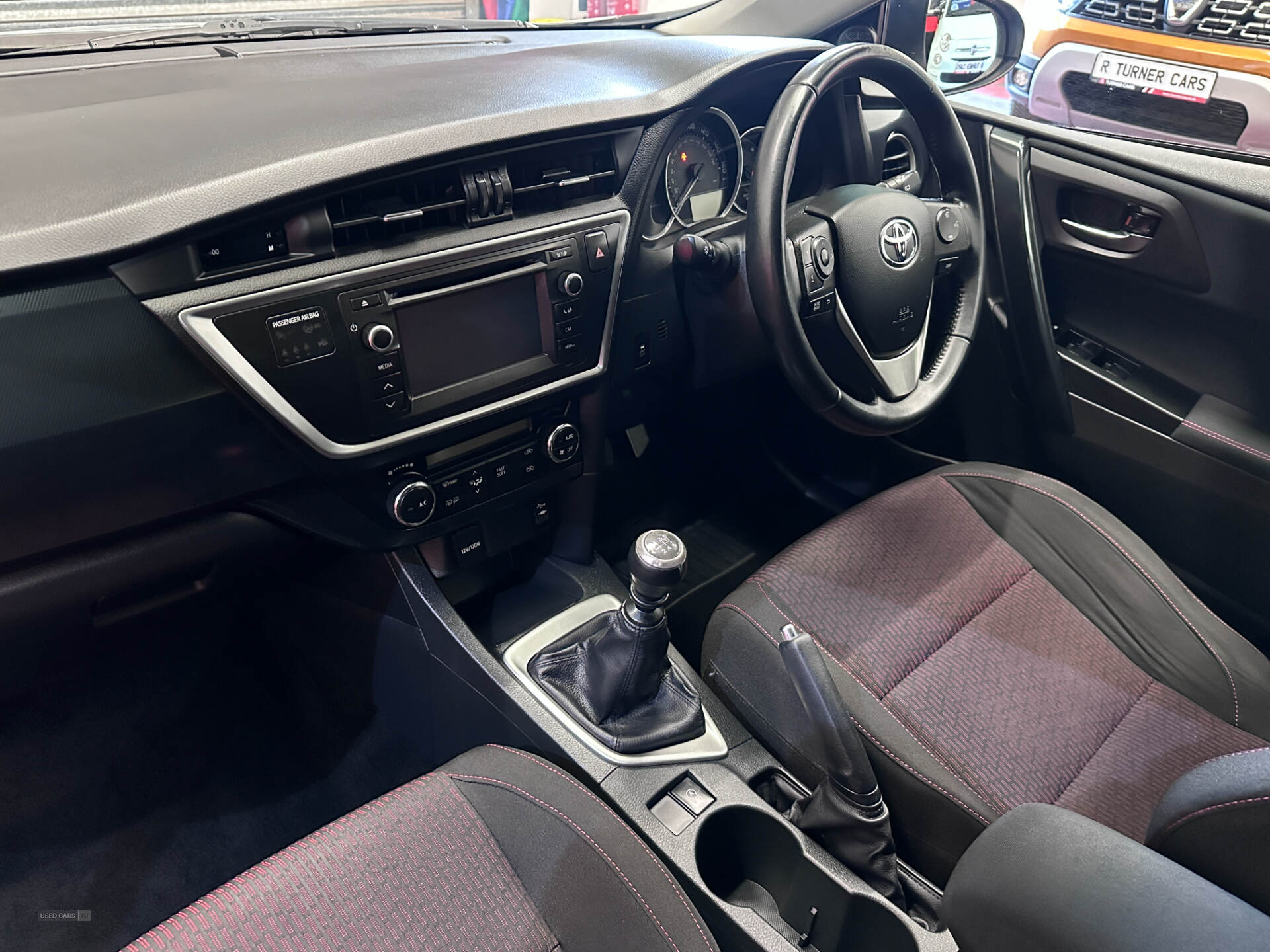 Mar 2014 Toyota Auris 1.4 D-4D Sport 5dr