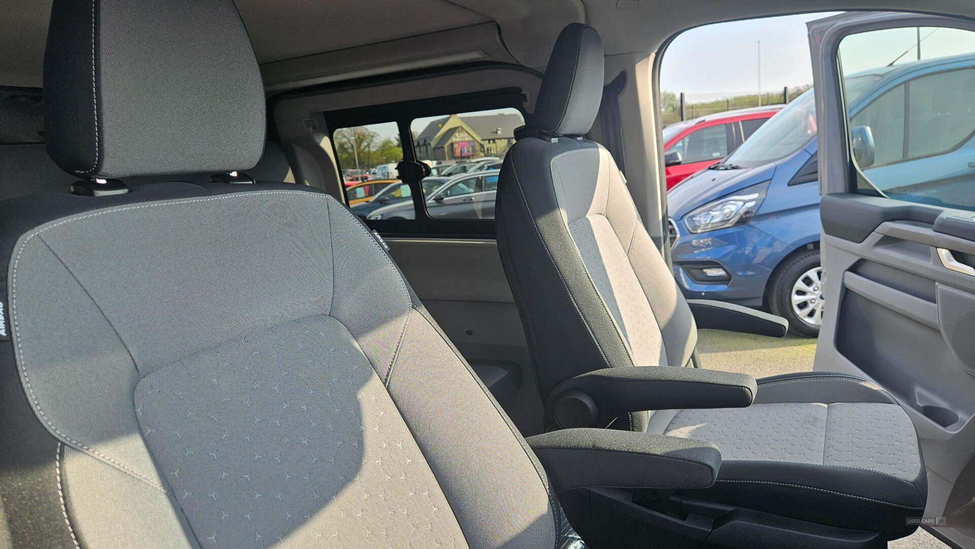 Apr 2025 Ford Transit Custom Ford Transit Custom Nugget 2.0 320 Titanium