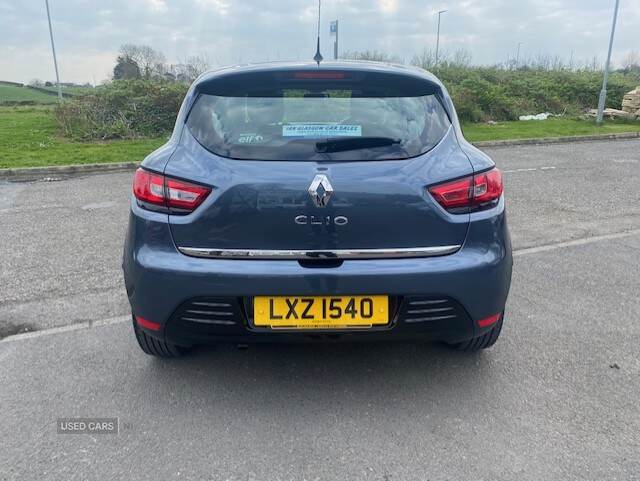 Sep 2017 Renault Clio 1.2 16V Dynamique Nav 5dr