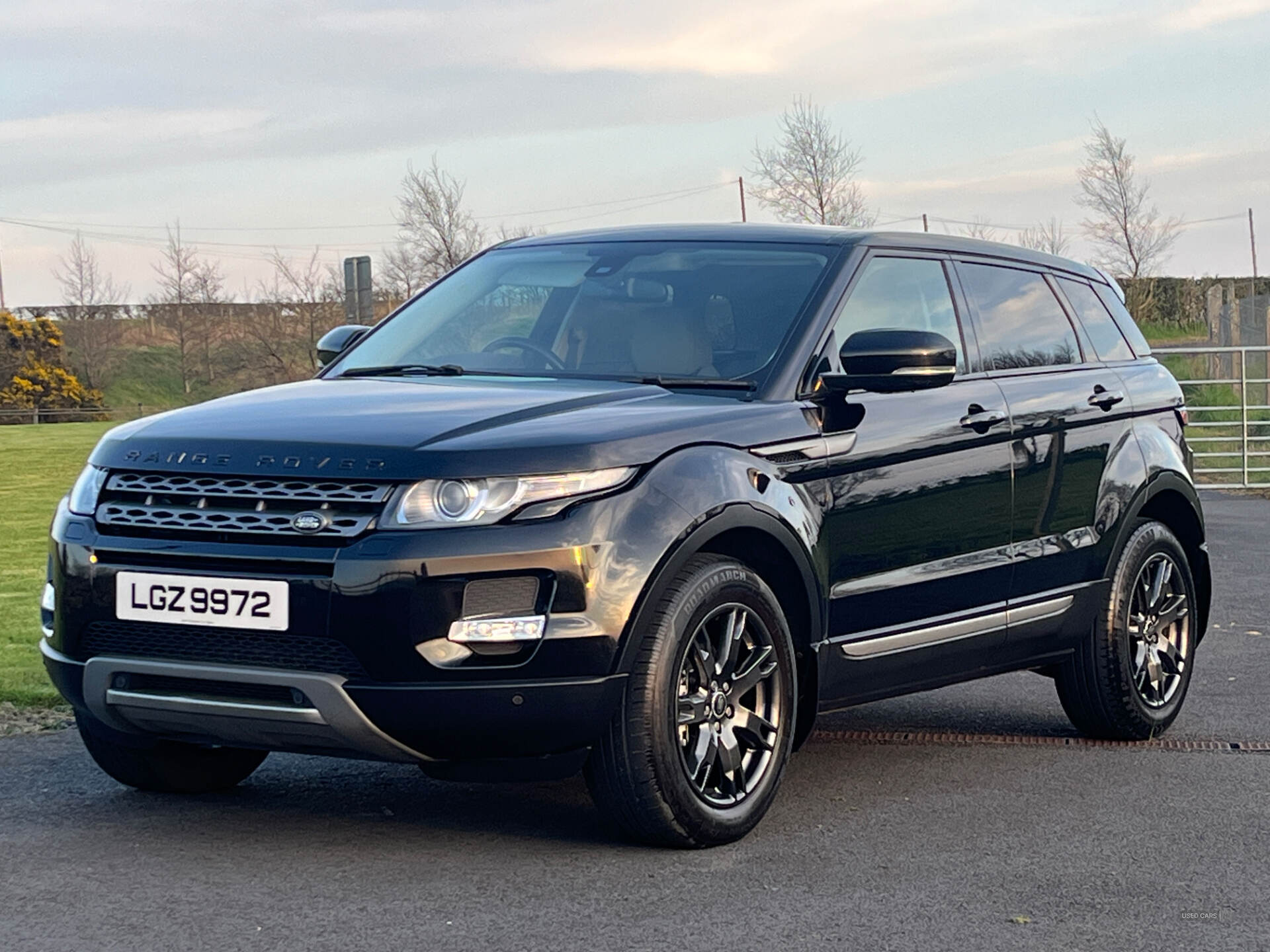 Sep 2013 Land Rover Range Rover Evoque 2.2 SD4 Pure 5dr [Tech Pack]