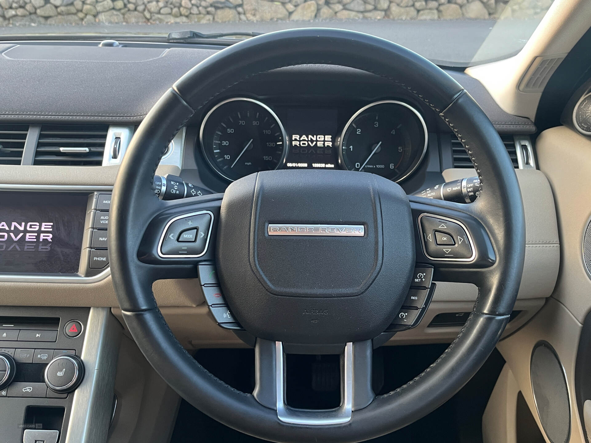 Sep 2013 Land Rover Range Rover Evoque 2.2 SD4 Pure 5dr [Tech Pack]