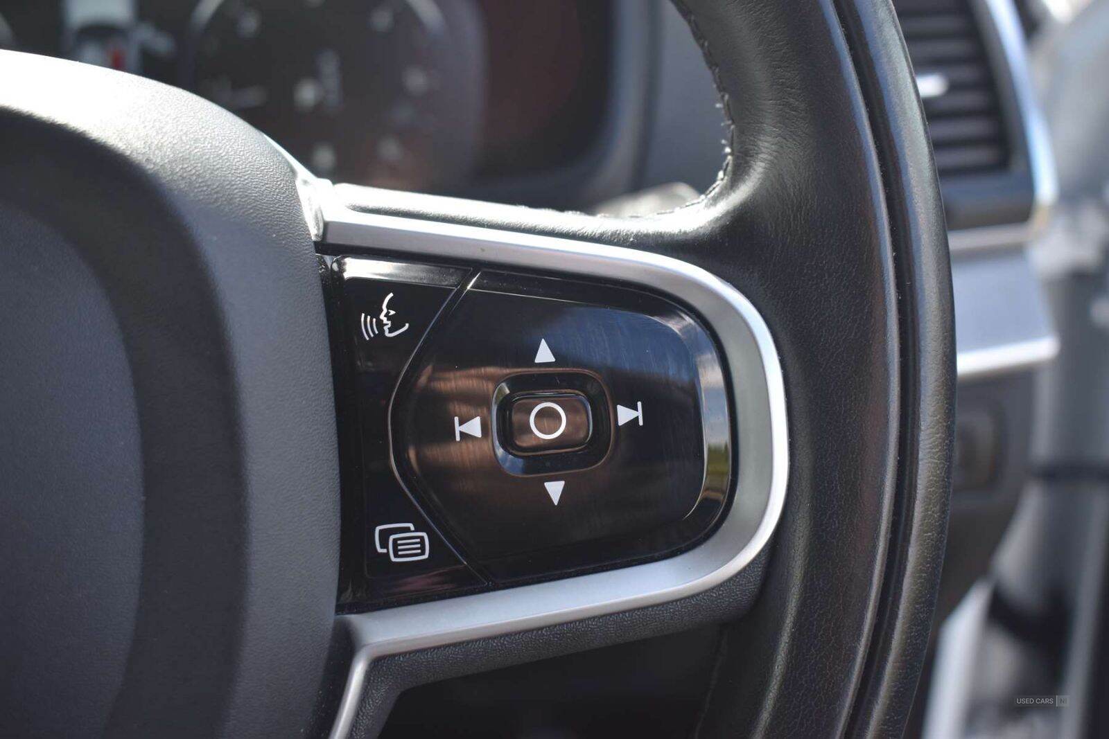Sep 2020 Volvo XC90 2.0 B5D [235] Momentum 5dr AWD Geartronic