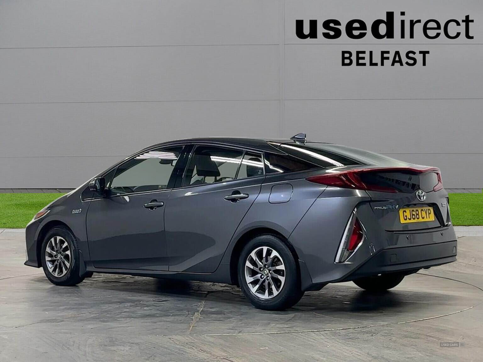 Sep 2018 Toyota Prius 1.8 Vvti Plug-In Business Edition Plus 5Dr Cvt