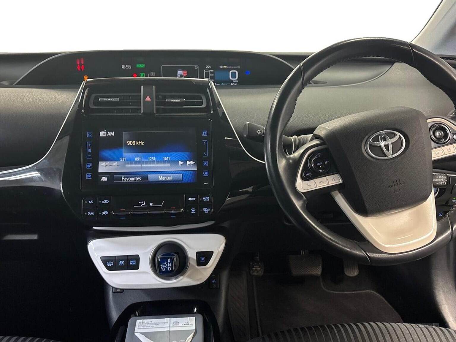 Sep 2018 Toyota Prius 1.8 Vvti Plug-In Business Edition Plus 5Dr Cvt