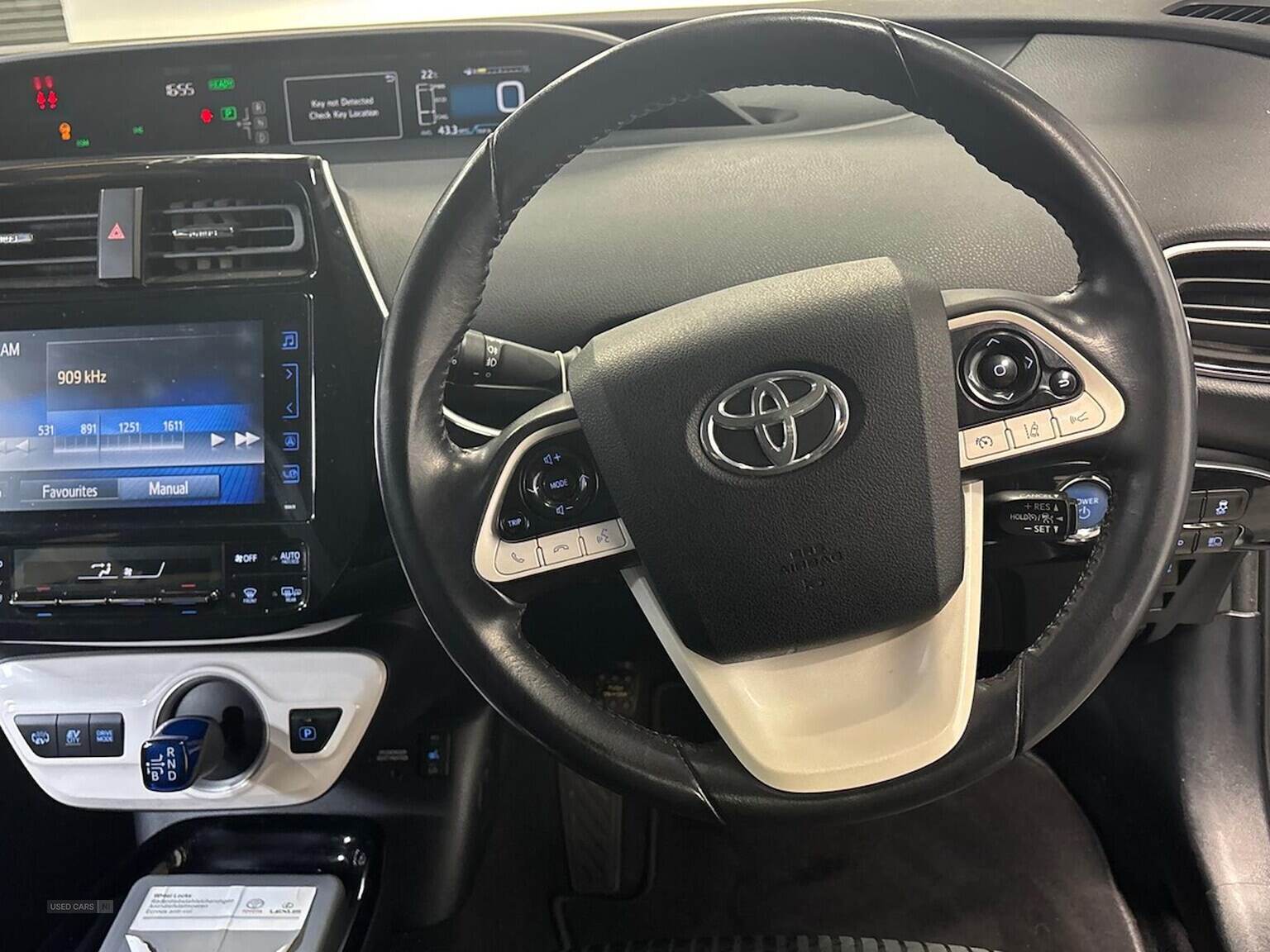 Sep 2018 Toyota Prius 1.8 Vvti Plug-In Business Edition Plus 5Dr Cvt