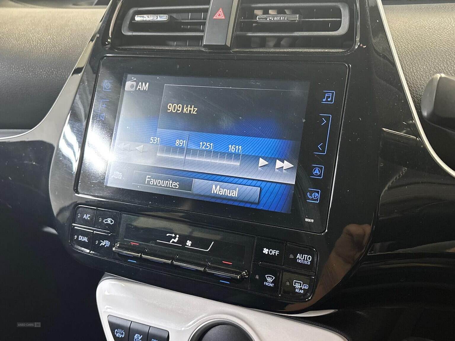 Sep 2018 Toyota Prius 1.8 Vvti Plug-In Business Edition Plus 5Dr Cvt