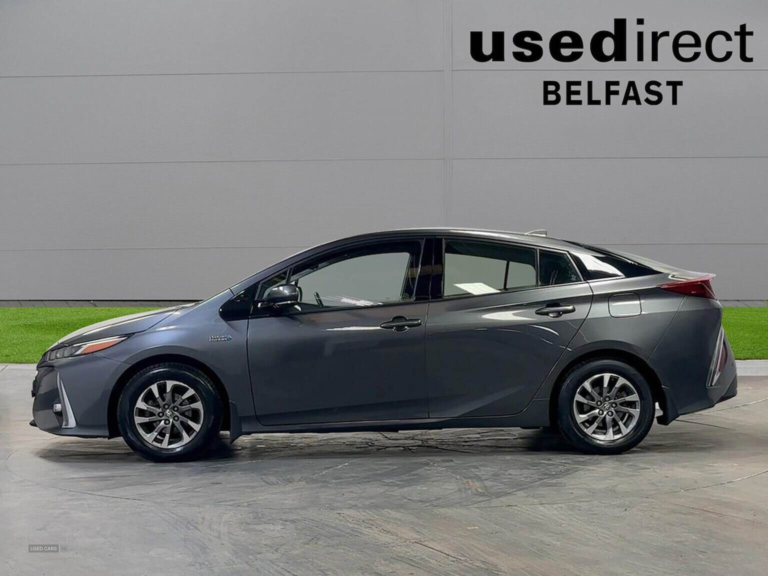 Sep 2018 Toyota Prius 1.8 Vvti Plug-In Business Edition Plus 5Dr Cvt