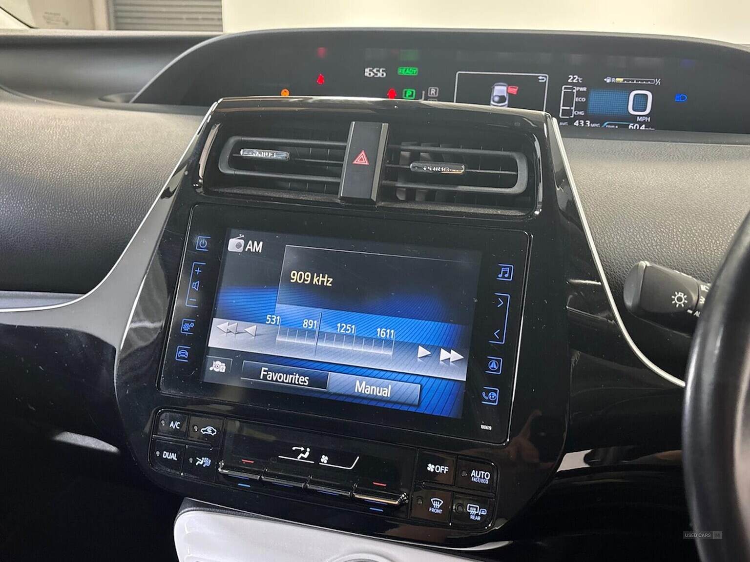 Sep 2018 Toyota Prius 1.8 Vvti Plug-In Business Edition Plus 5Dr Cvt