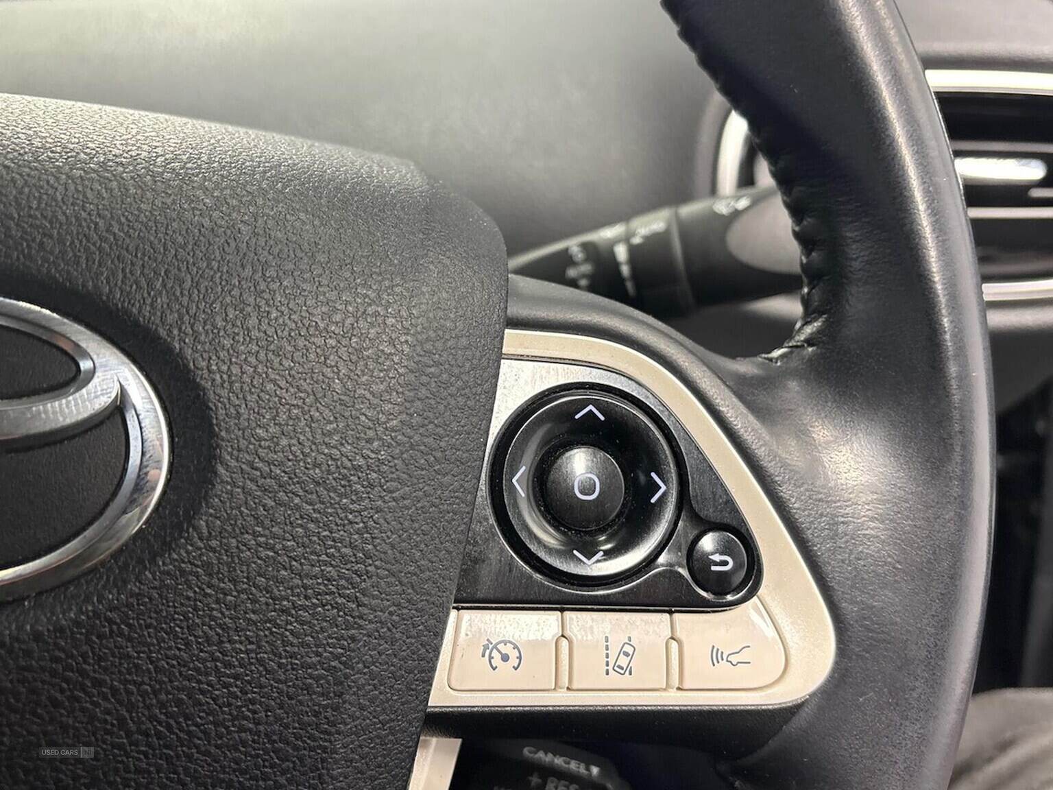 Sep 2018 Toyota Prius 1.8 Vvti Plug-In Business Edition Plus 5Dr Cvt