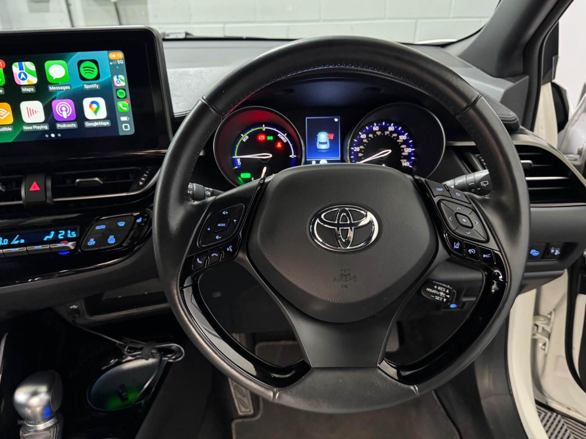 Feb 2023 Toyota C-HR 1.8 Hybrid Design 5dr CVT
