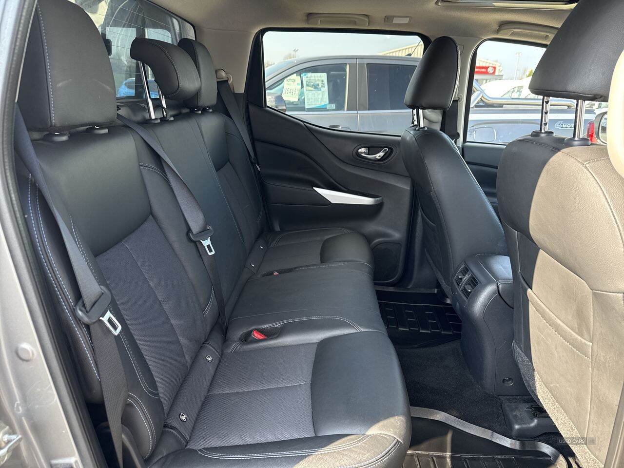 Apr 2021 Nissan Navara Double Cab Pick Up N-Guard 2.3dCi 190 TT 4WD Auto