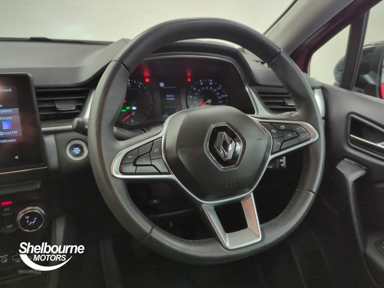 Apr 2022 Renault Captur 1.0 TCE 90 Iconic Edition 5dr