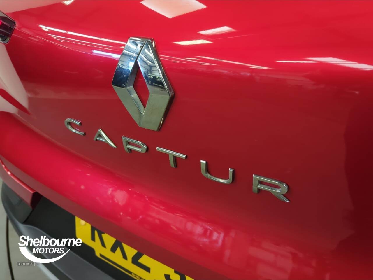 Apr 2022 Renault Captur 1.0 TCE 90 Iconic Edition 5dr