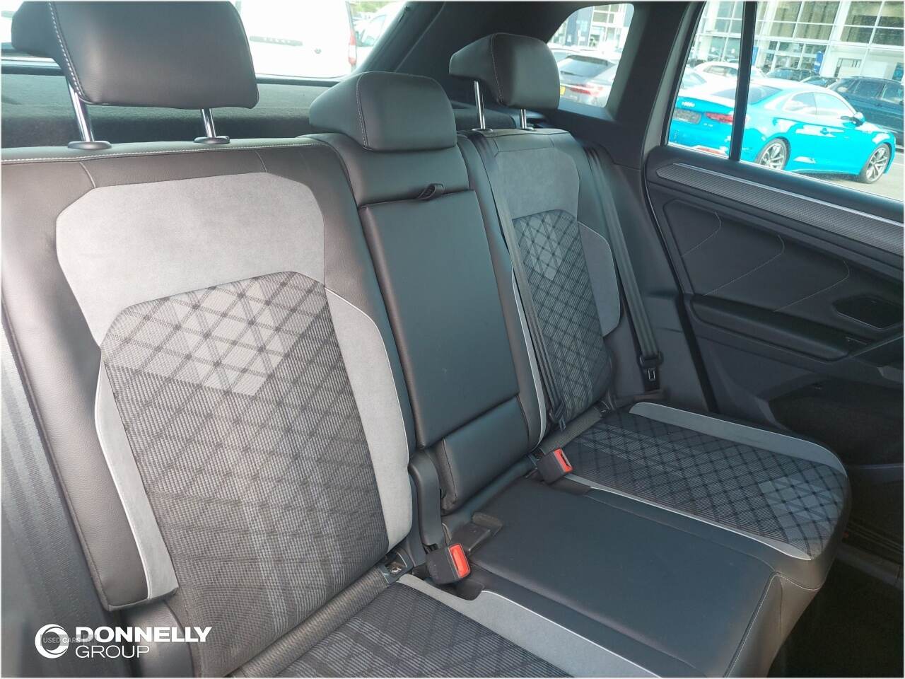 Jan 2023 Volkswagen Tiguan 2.0 TDI 4Motion R-Line Edition 5dr DSG