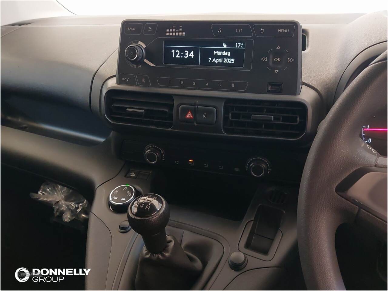 Mar 2020 Vauxhall Combo 2300 1.5 Turbo D 100ps H1 Edition Van