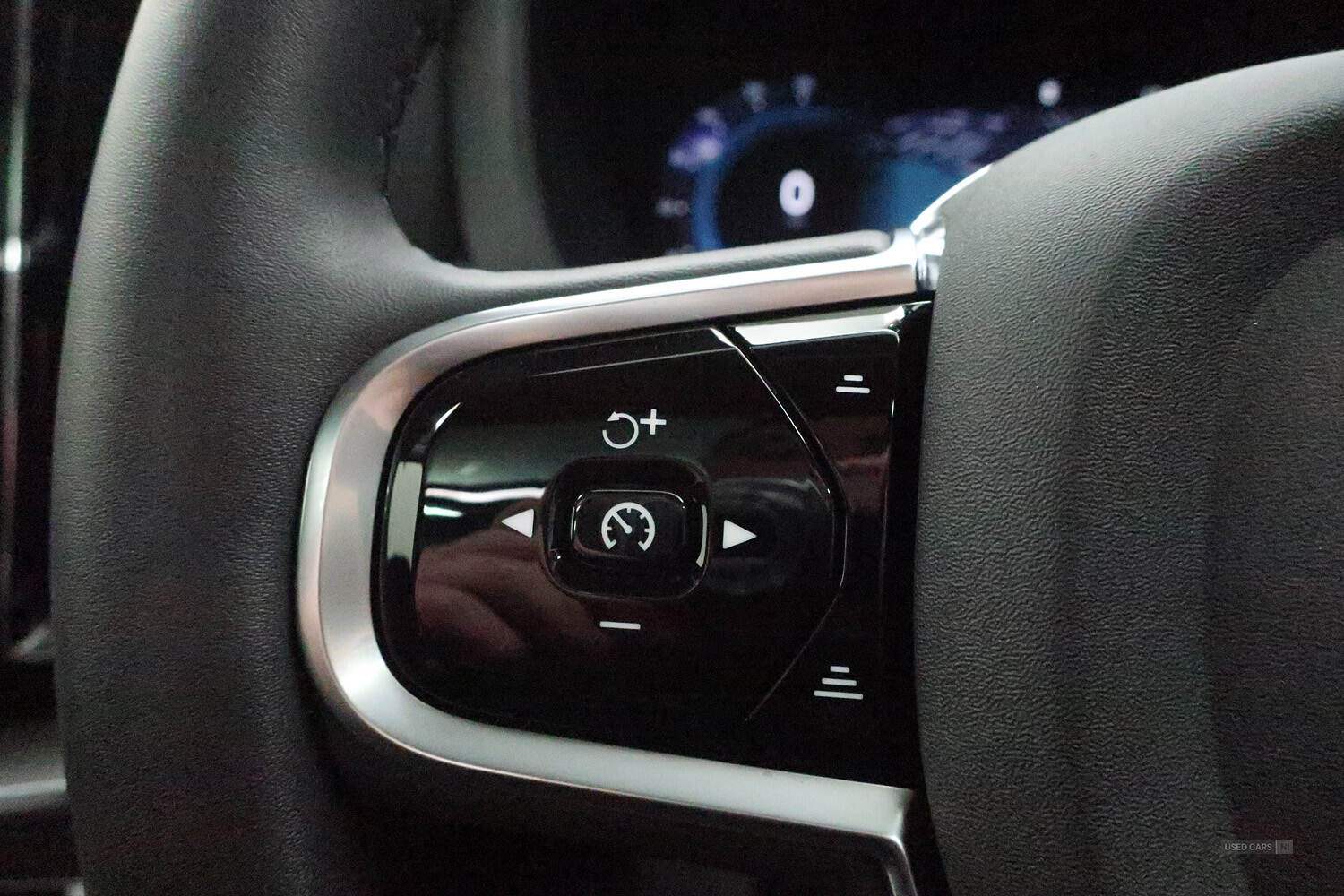Apr 2024 Volvo XC60 2.0 T6 [350] RC PHEV Plus Dark 5dr AWD Geartronic