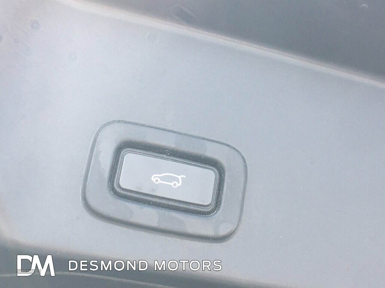 Nov 2019 Land Rover Range Rover Evoque 2.0 D180 R-Dynamic HSE 5dr Auto