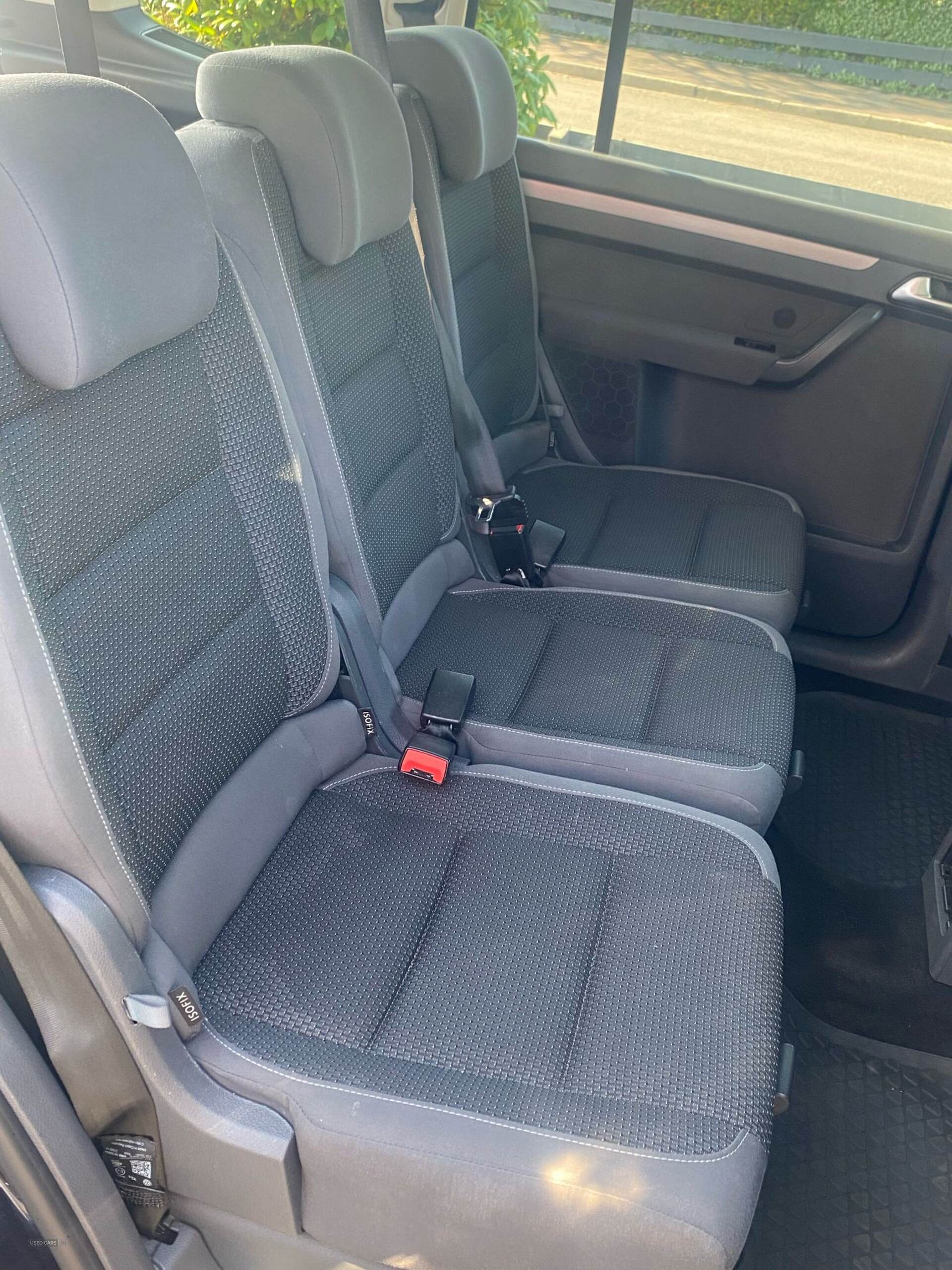 May 2015 Volkswagen Touran 1.6 TDI 105 BlueMotion Tech SE 5dr