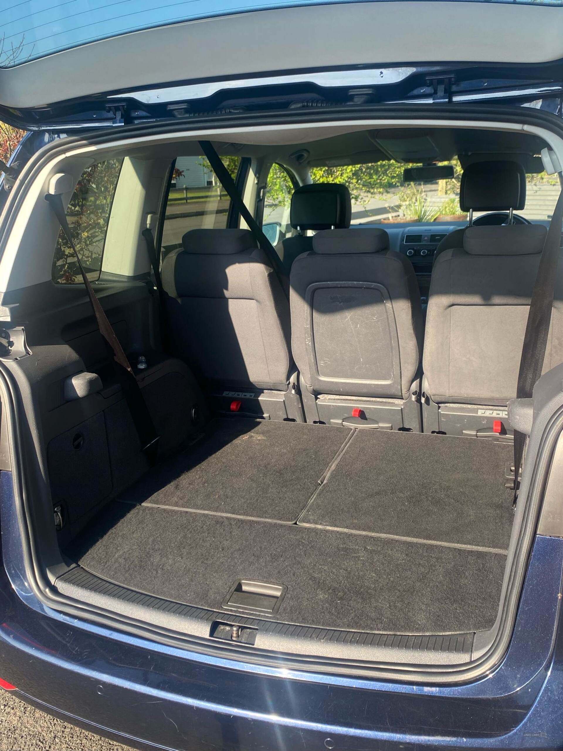 May 2015 Volkswagen Touran 1.6 TDI 105 BlueMotion Tech SE 5dr