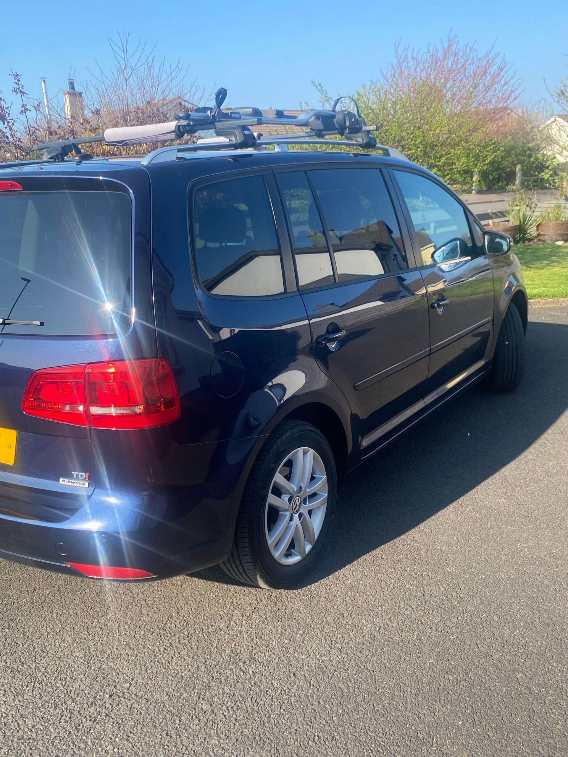 May 2015 Volkswagen Touran 1.6 TDI 105 BlueMotion Tech SE 5dr