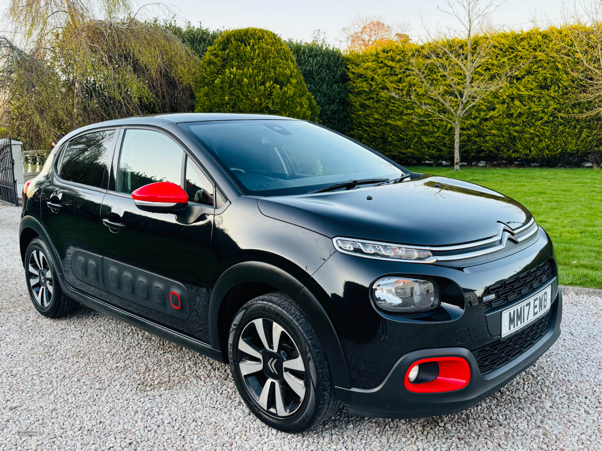 Jun 2017 Citroen C3 1.2 PureTech 82 Flair 5dr