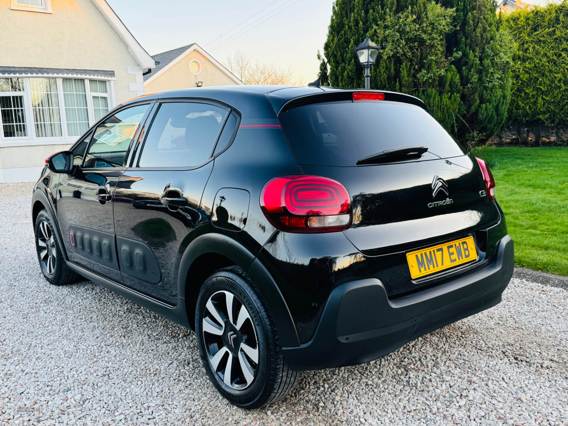 Jun 2017 Citroen C3 1.2 PureTech 82 Flair 5dr