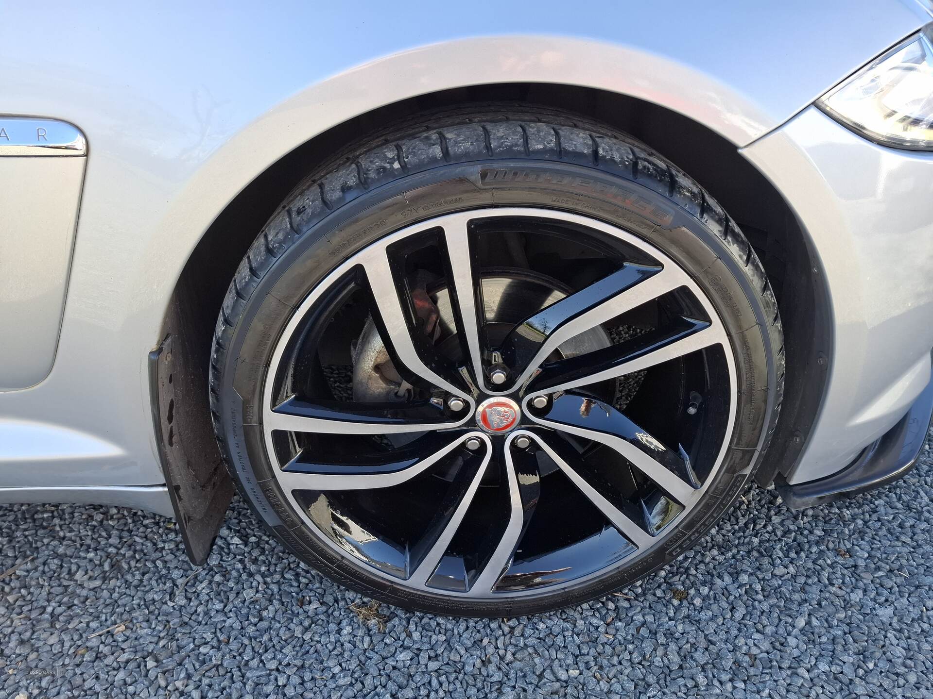 Jul 2013 Jaguar XF 3.0d V6 Luxury 4dr Auto [Start Stop]