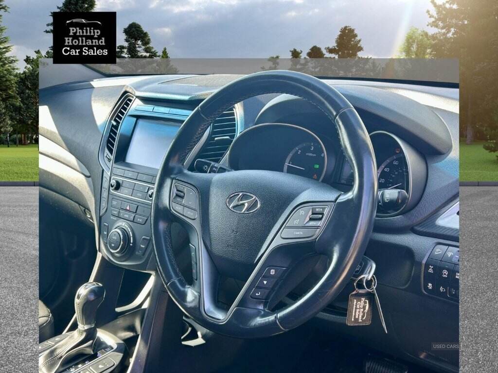 2017 Hyundai Santa Fe 2.2 CRDi Blue Drive Premium SUV 5dr Diesel Auto 4WD Euro 6 (s/s) (7 Seat) (200 ps)