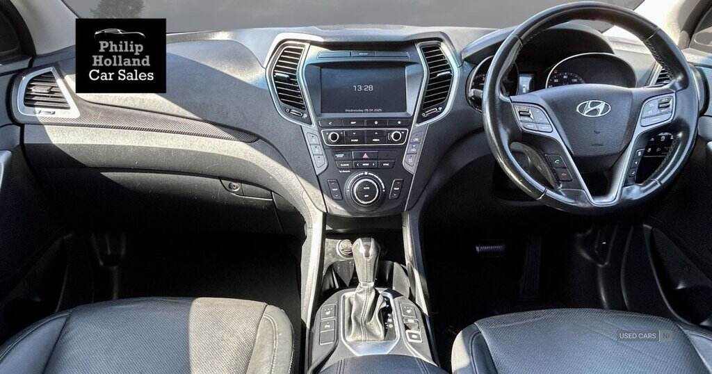 2017 Hyundai Santa Fe 2.2 CRDi Blue Drive Premium SUV 5dr Diesel Auto 4WD Euro 6 (s/s) (7 Seat) (200 ps)