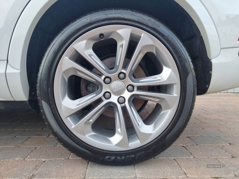 Jul 2016 Audi Q3 2.0 TDI Quattro S Line Plus 5dr