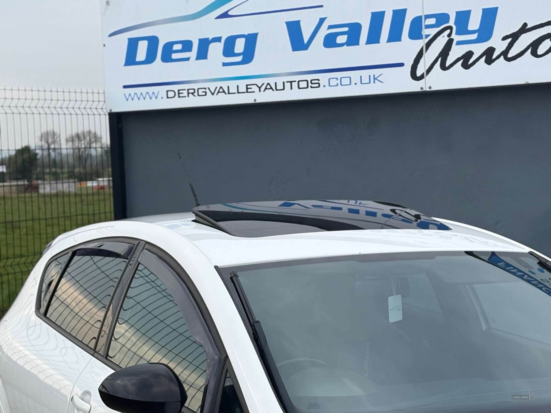 Jan 2012 Seat Leon 2.0 TSI Cupra R [265] 5dr
