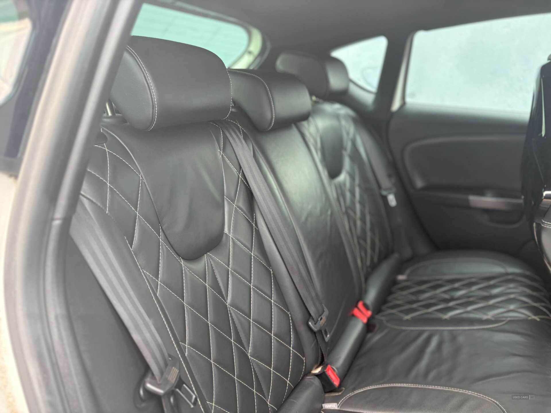 Jan 2012 Seat Leon 2.0 TSI Cupra R [265] 5dr