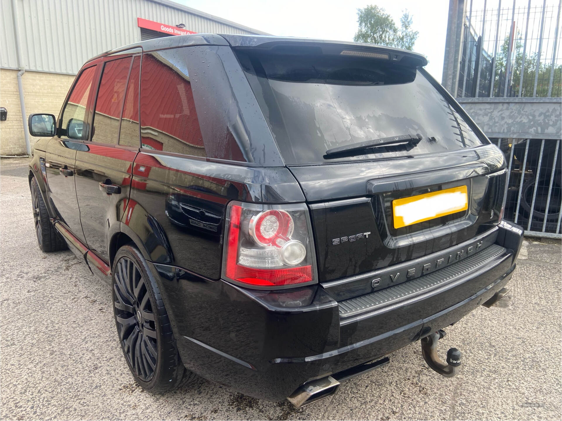 Mar 2011 Land Rover Range Rover Sport 3.0 TDV6 HSE 5dr CommandShift