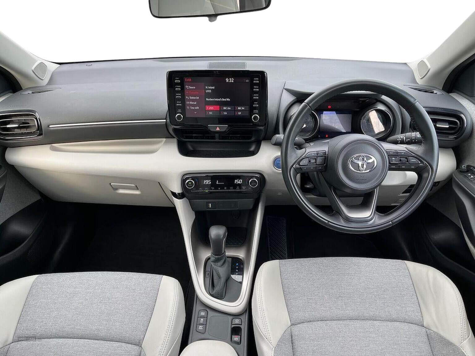 Apr 2022 Toyota Yaris 1.5 Hybrid Excel 5Dr Cvt