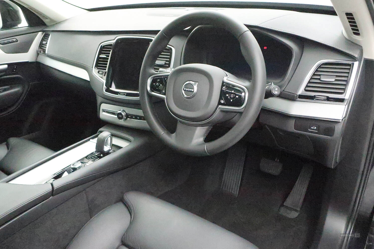 May 2024 Volvo XC90 2.0 B5D [235] Plus Dark 5dr AWD Geartronic