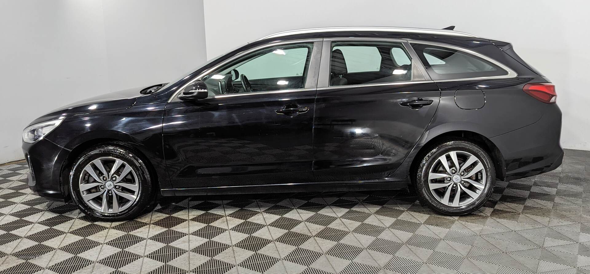 Mar 2018 Hyundai i30 1.6 CRDi SE Nav 5dr