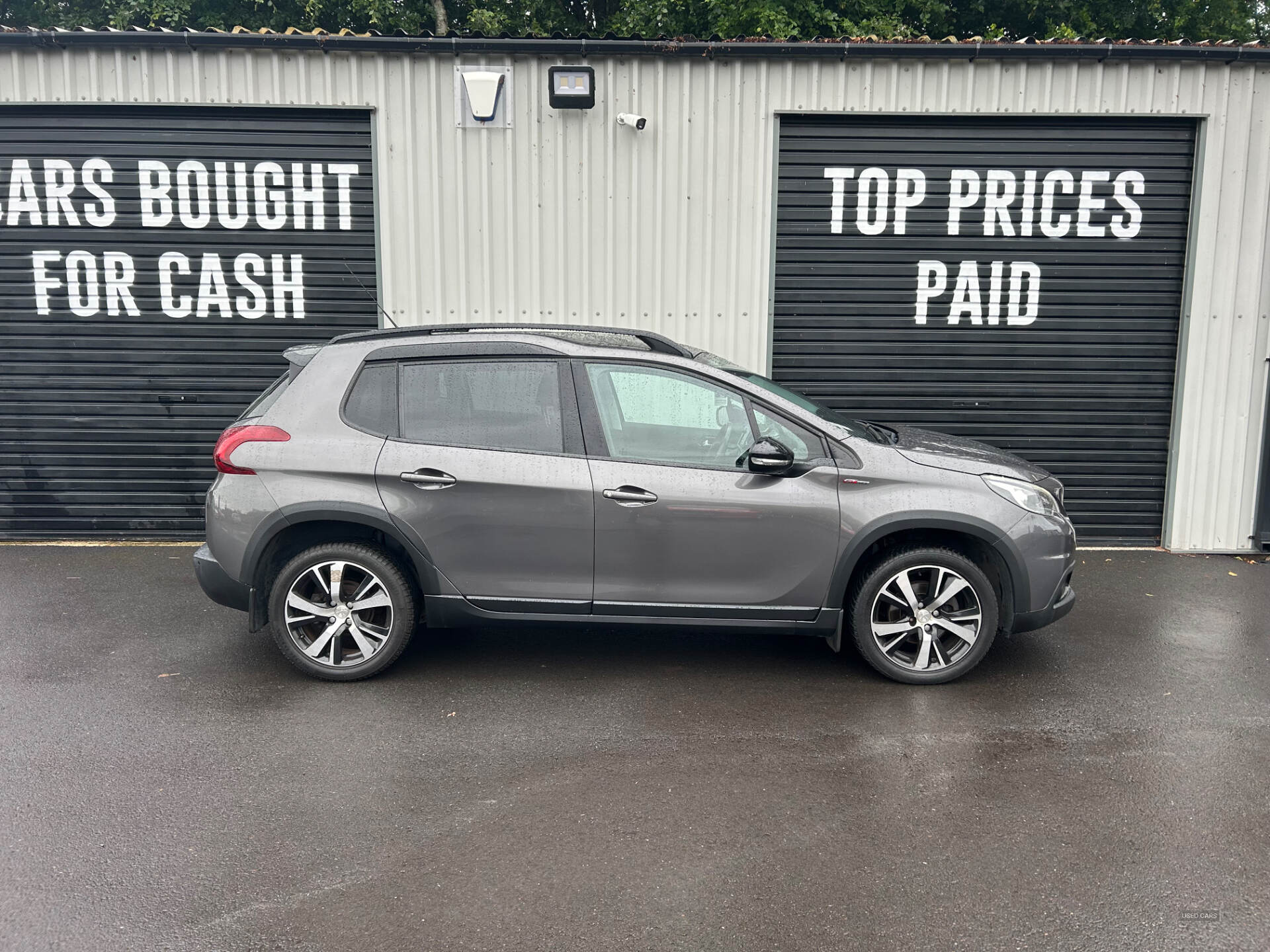 Jan 2017 Peugeot 2008 1.2 PureTech 110 GT Line 5dr