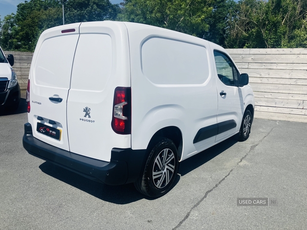 Peugeot Partner STANDARD DIESEL in Down