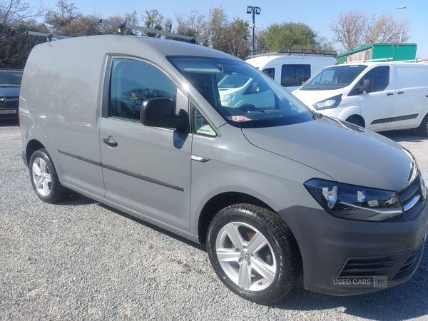 Volkswagen Caddy C20 DIESEL in Down