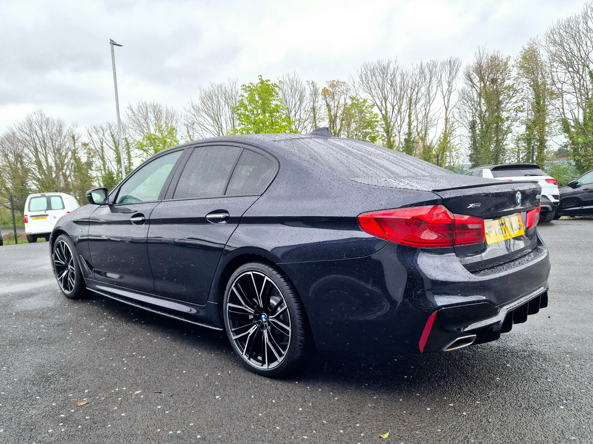 Nov 2017 BMW 5 Series 520d xDrive M Sport 4dr Auto