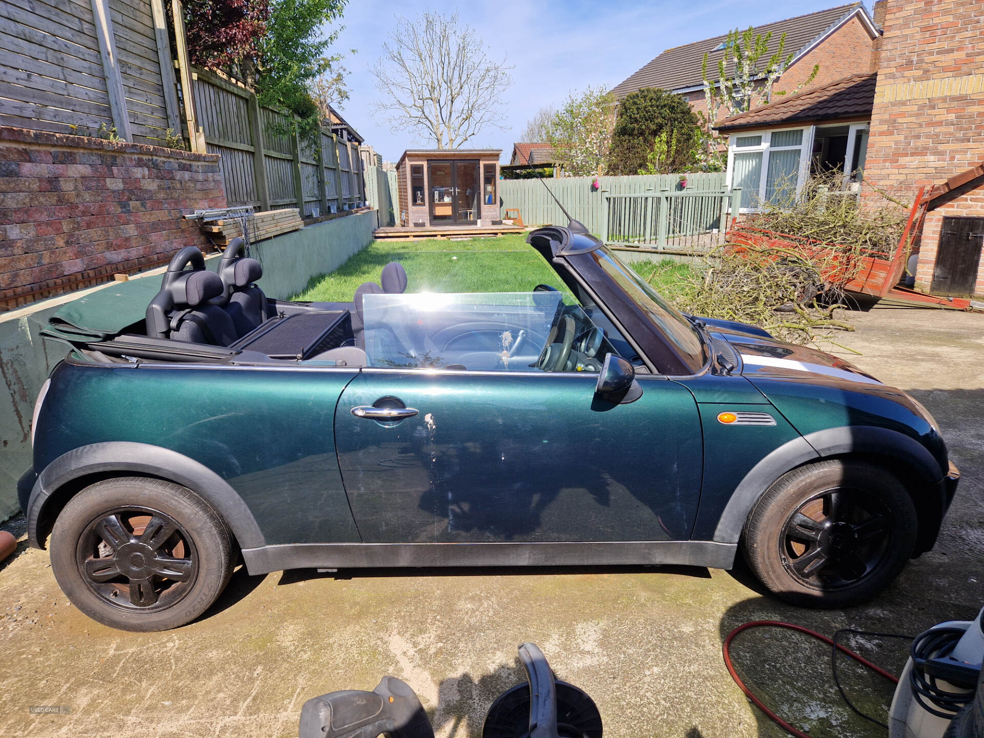 Apr 2005 MINI Convertible 1.6 Cooper 2dr