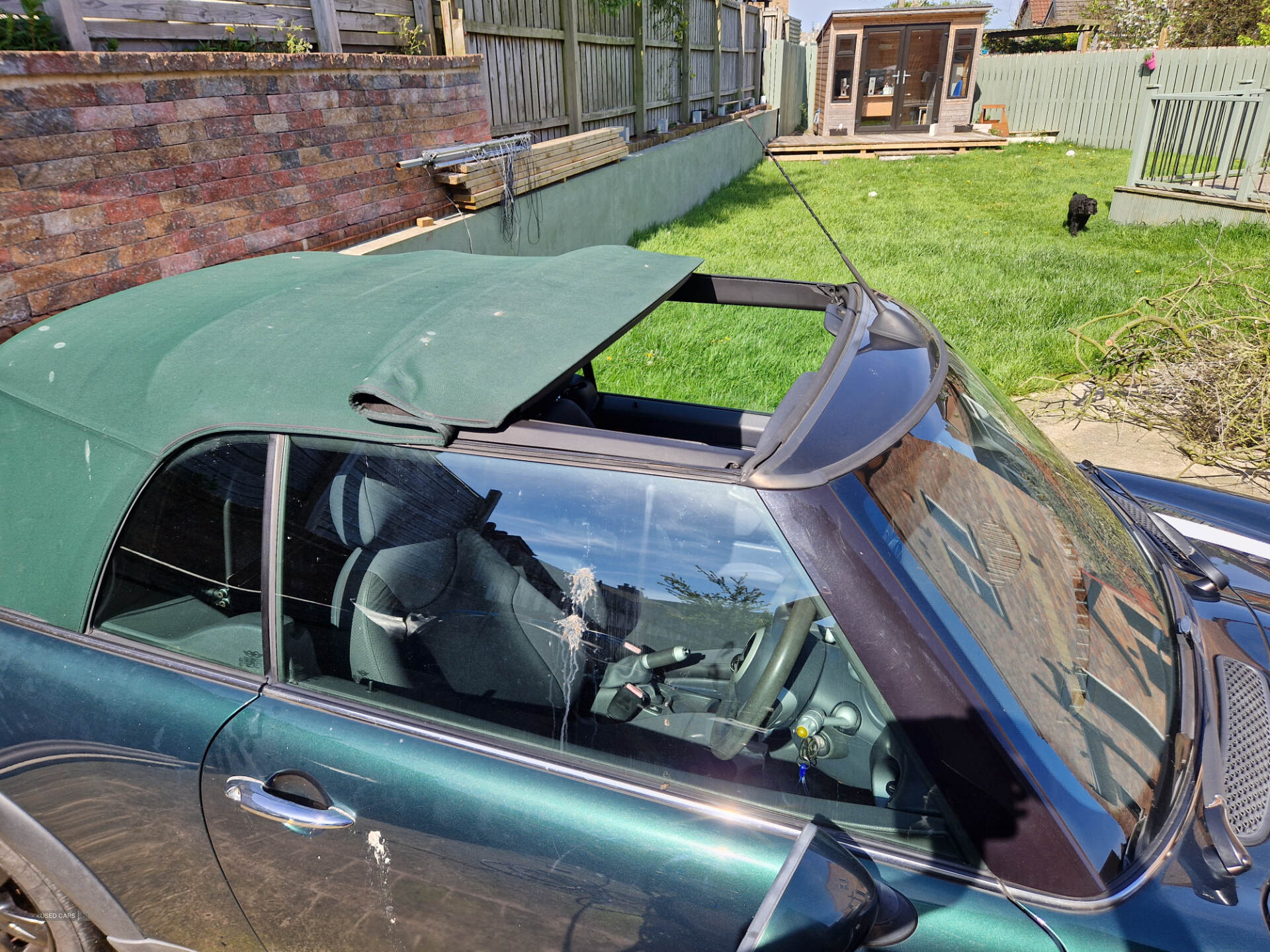 Apr 2005 MINI Convertible 1.6 Cooper 2dr