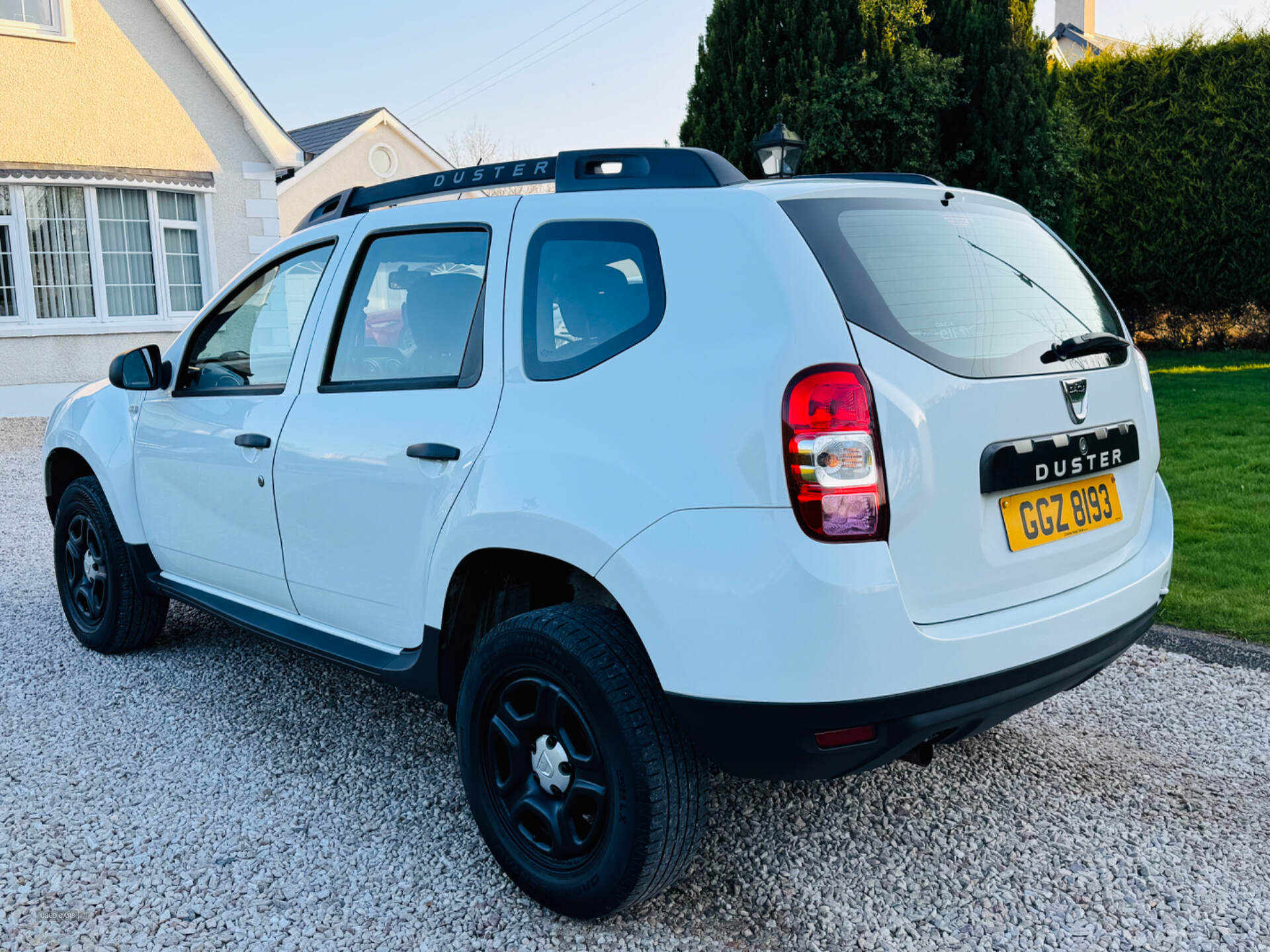 Jun 2017 Dacia Duster 1.5 dCi 110 Ambiance 5dr