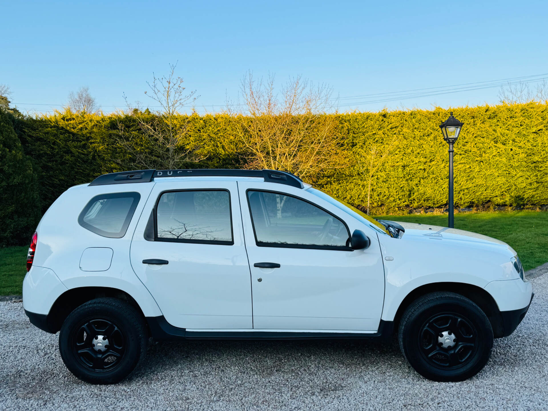 Jun 2017 Dacia Duster 1.5 dCi 110 Ambiance 5dr