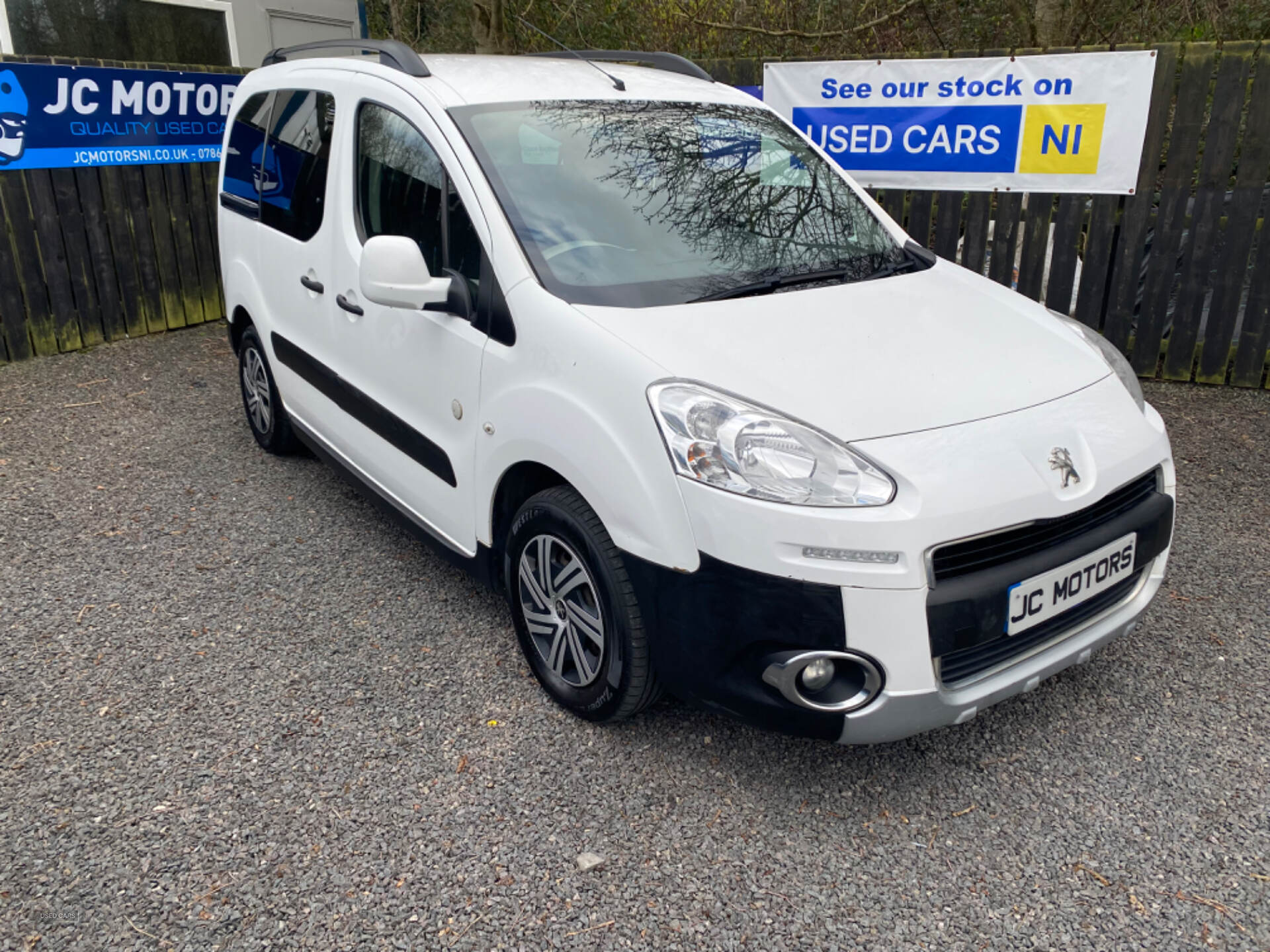 Apr 2014 Peugeot Partner Tepee 1.6 HDi 92 Outdoor 5dr