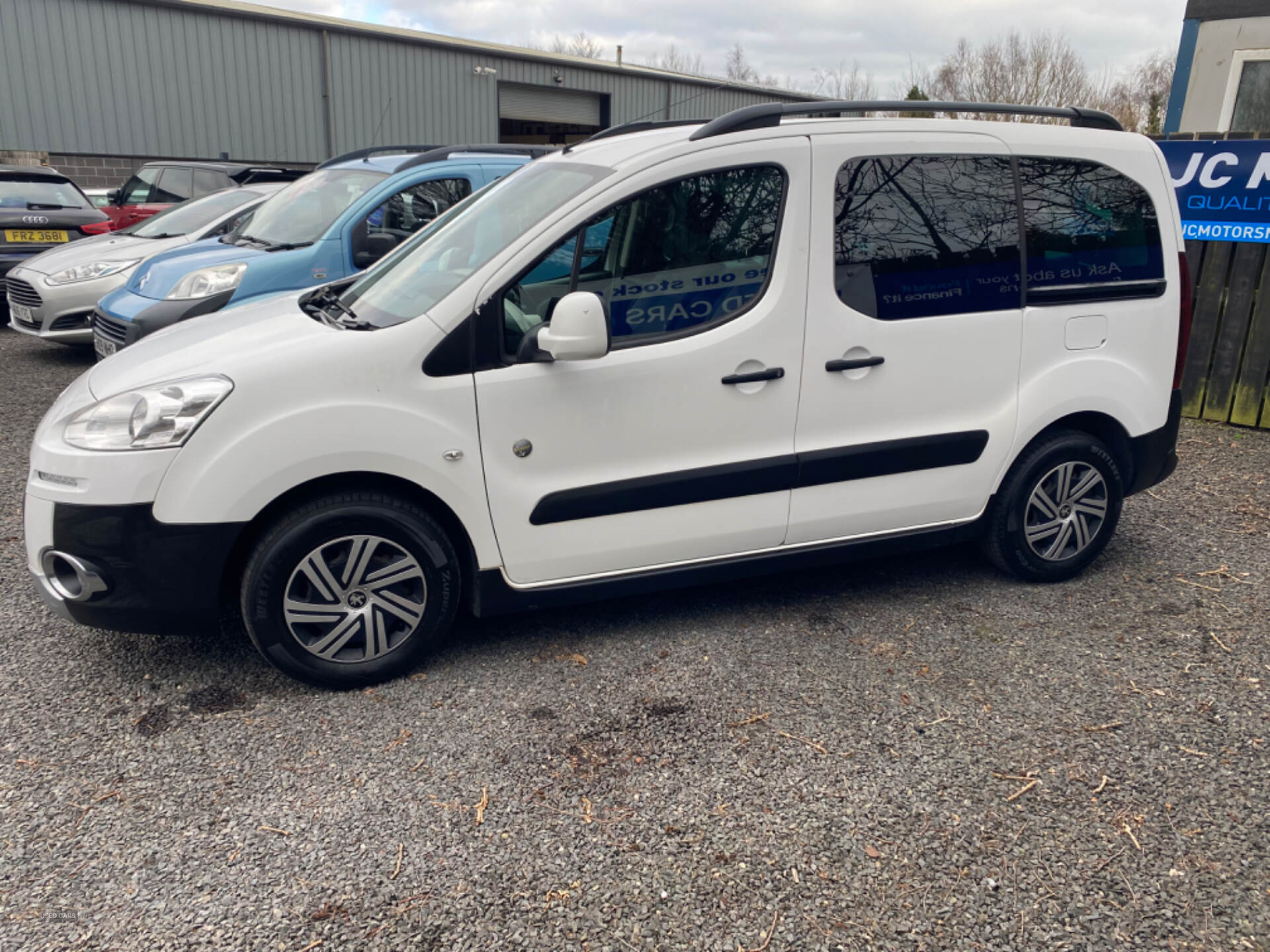 Apr 2014 Peugeot Partner Tepee 1.6 HDi 92 Outdoor 5dr