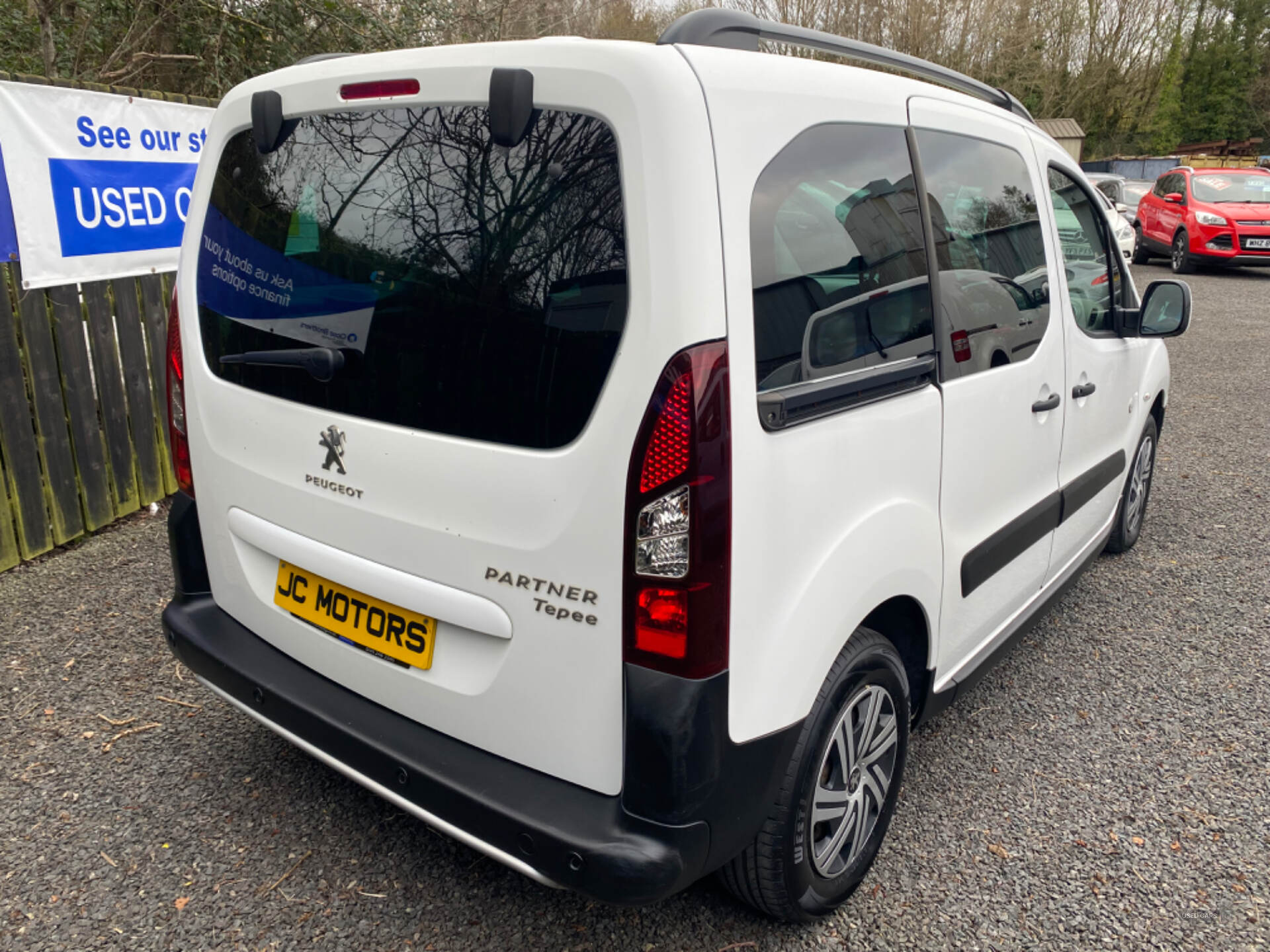 Apr 2014 Peugeot Partner Tepee 1.6 HDi 92 Outdoor 5dr