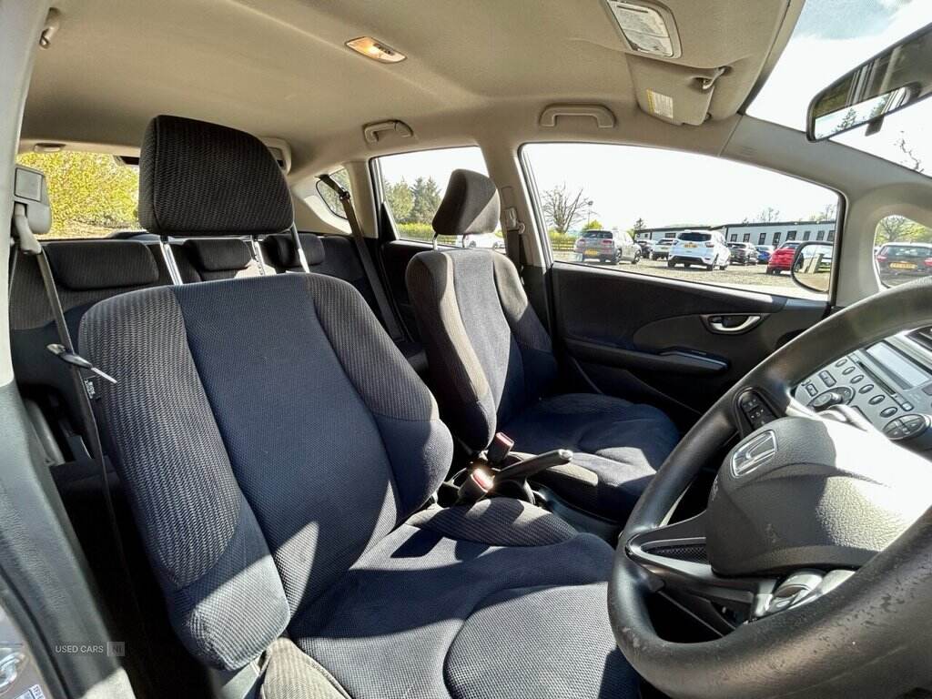Nov 2011 Honda Jazz 1.4 i-VTEC ES 5dr CVT