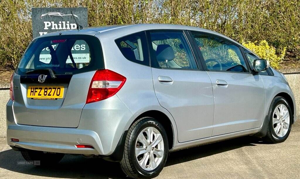 Nov 2011 Honda Jazz 1.4 i-VTEC ES 5dr CVT